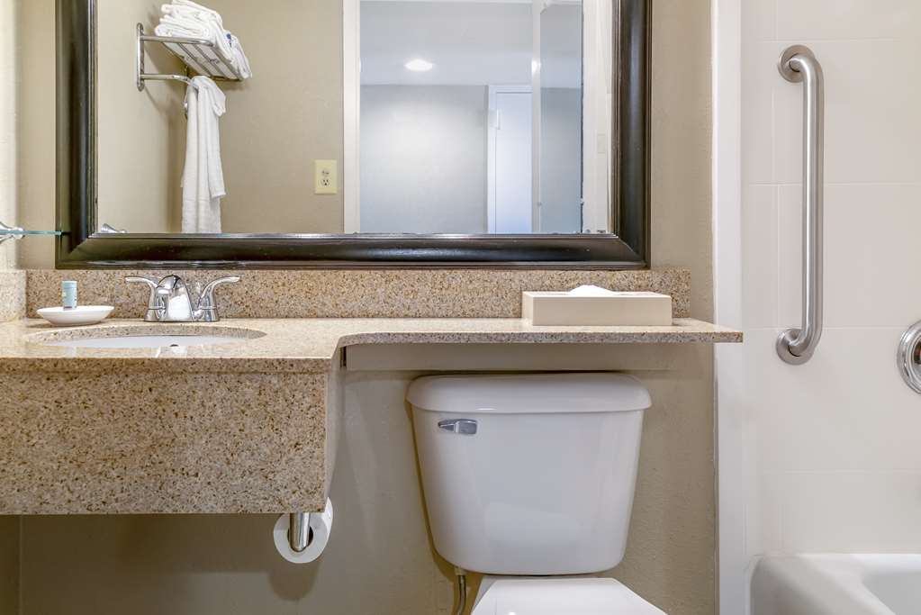 Фото Best Western Greenfield Inn