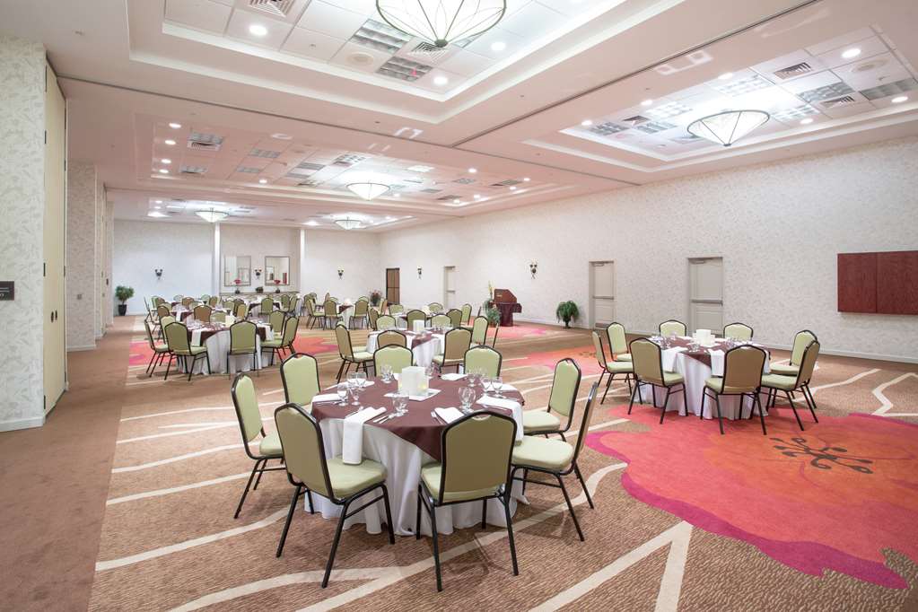 Фото Hilton Garden Inn Phoenix/Avondale