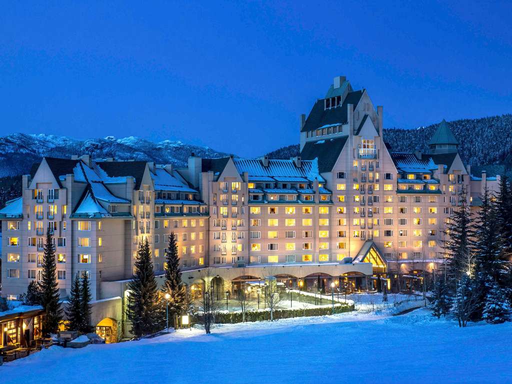 Фото Fairmont Chateau Whistler