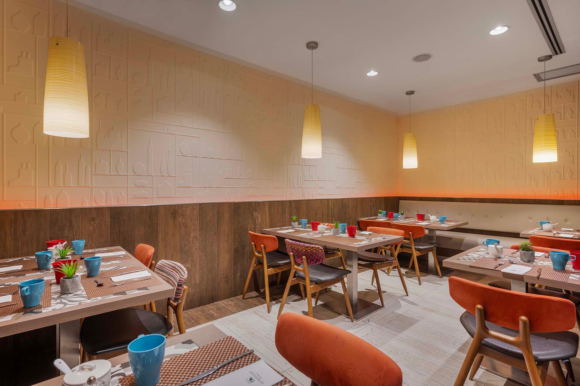 Фото Ikonik Parlament