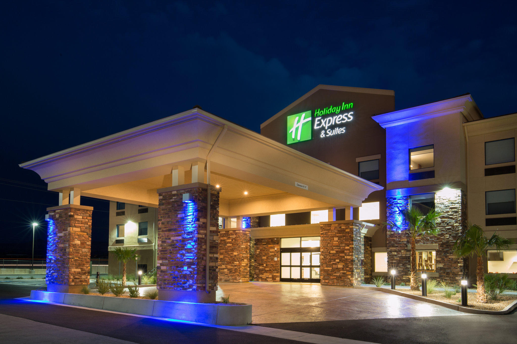 Фото Holiday Inn Express & Suites Pahrump, an Ihg Hotel