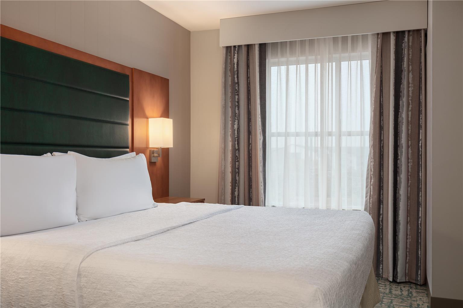 Фото Homewood Suites by Hilton TechRidge Parmer @ I-35
