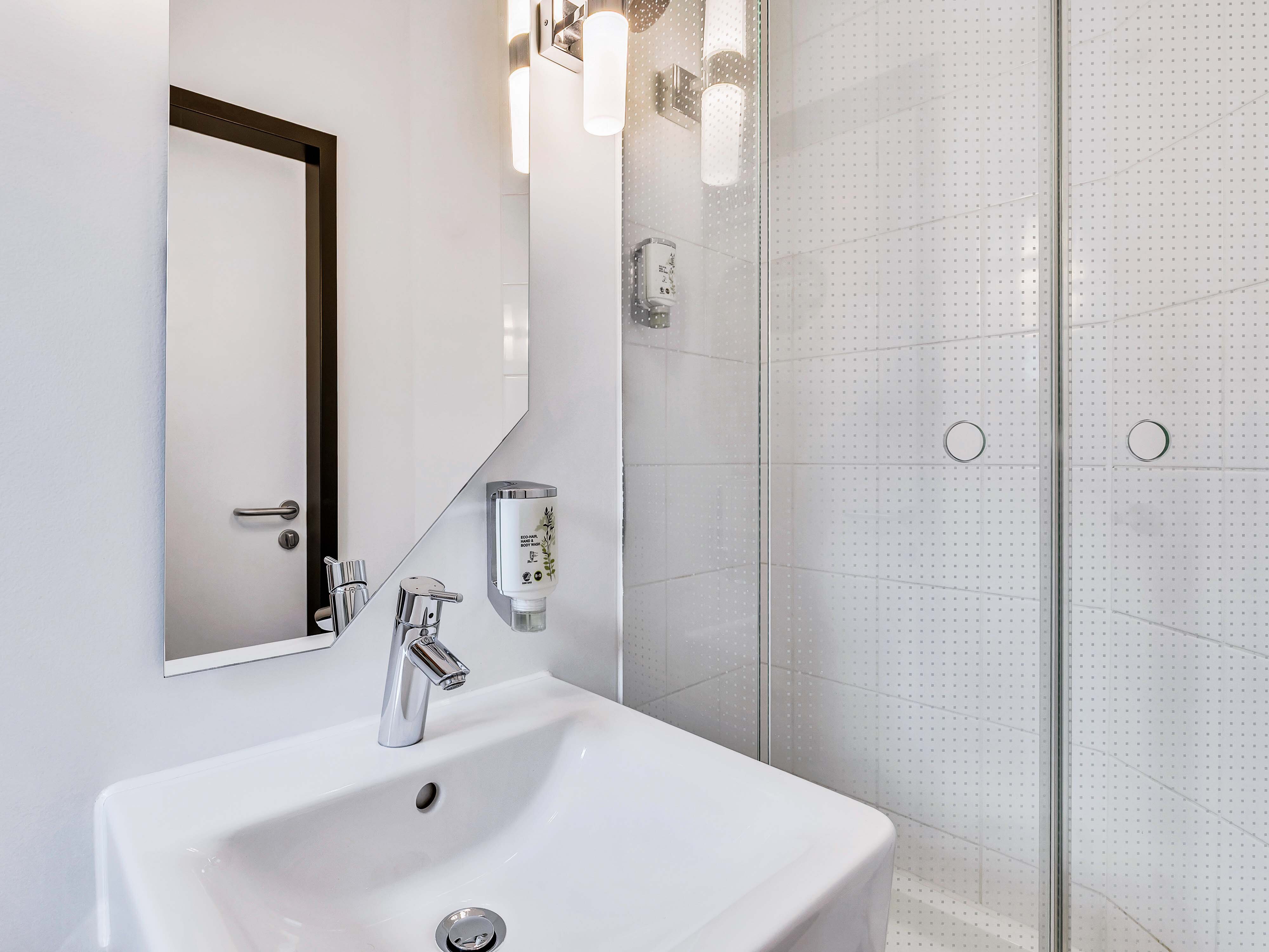 Фото B&b Hotel Bremen-Altstadt