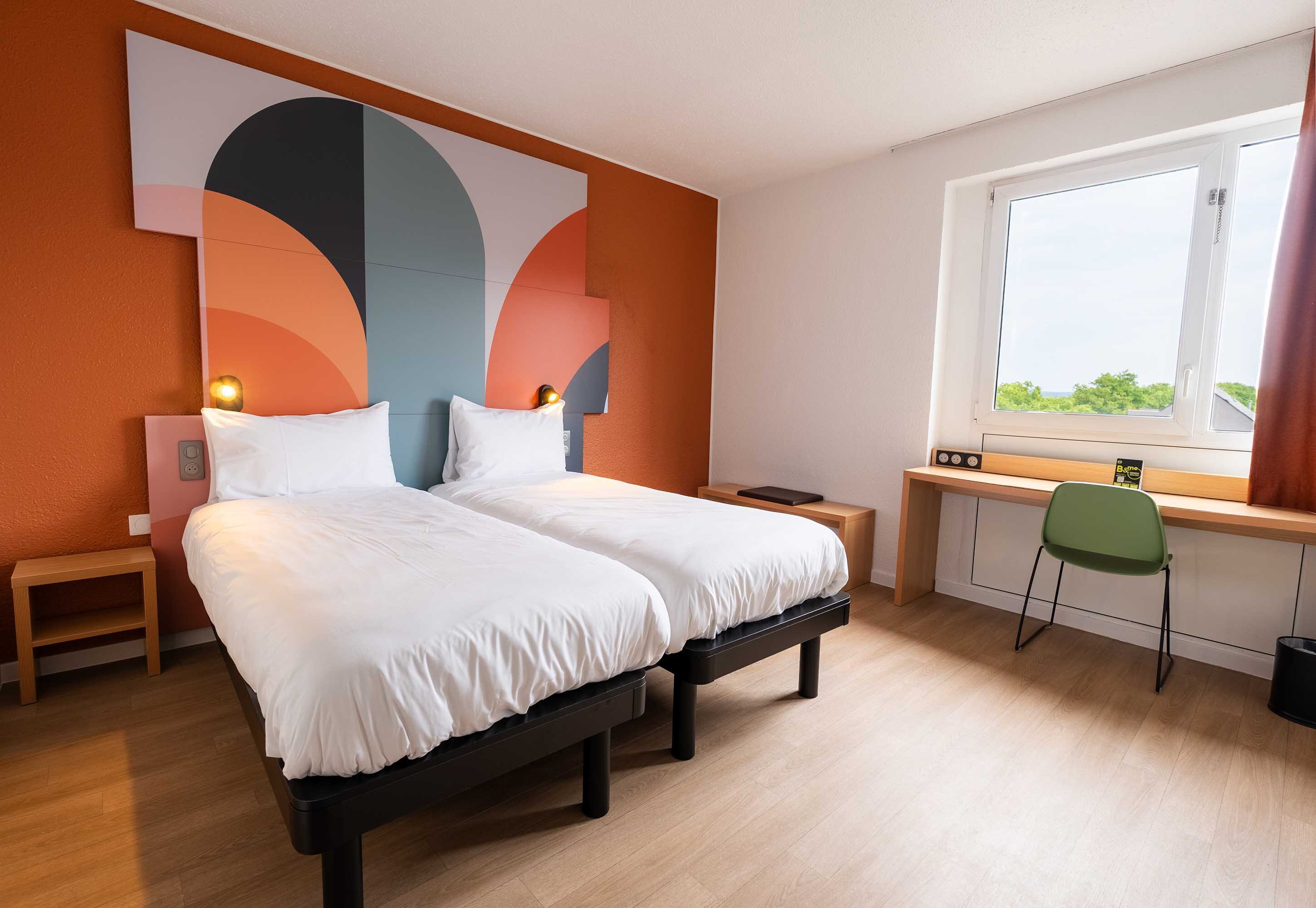 Фото B&b Hotel Mons Gare