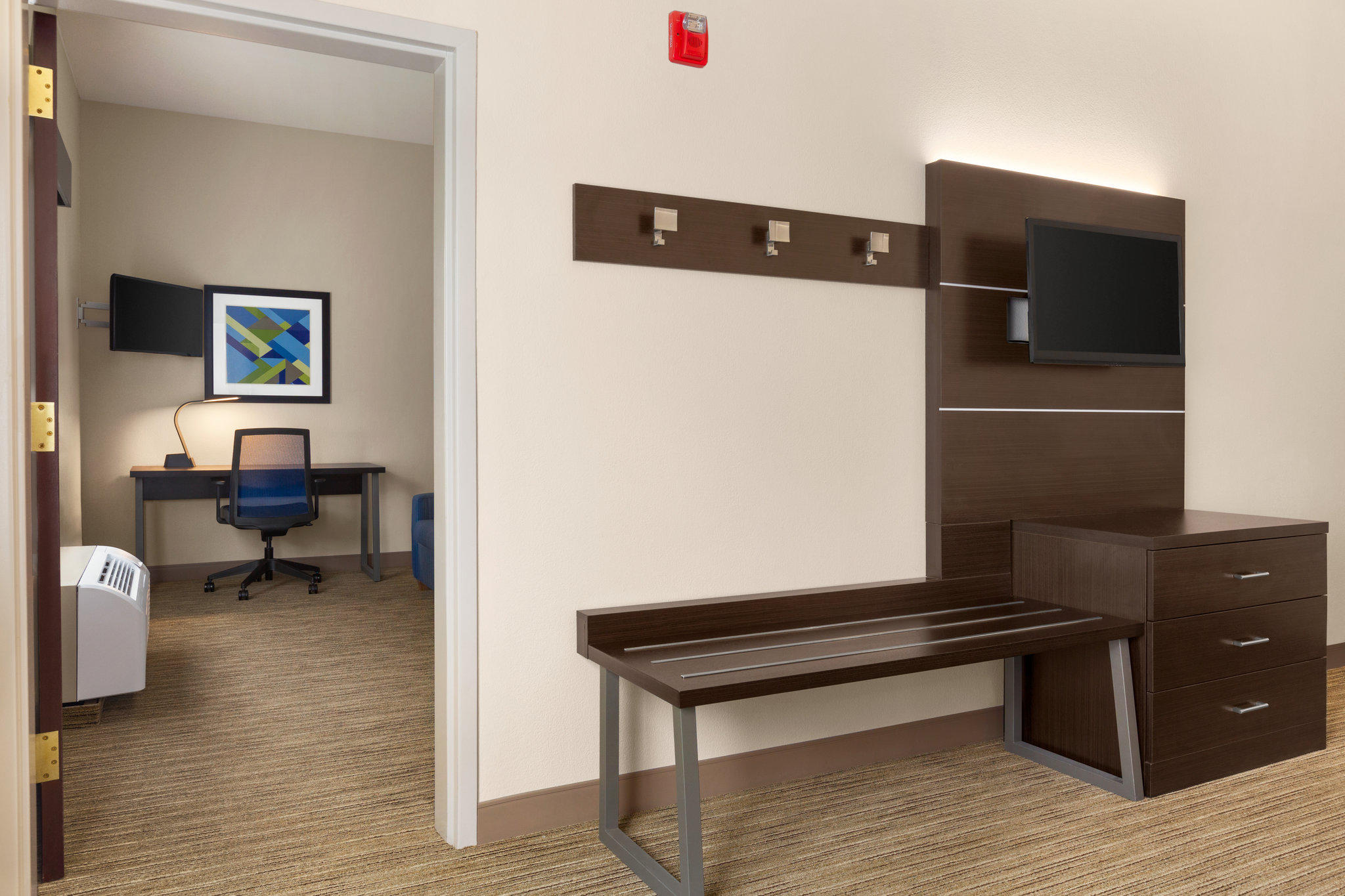 Фото Holiday Inn Express & Suites San Antonio Nw - Medical Area, an Ihg Hotel