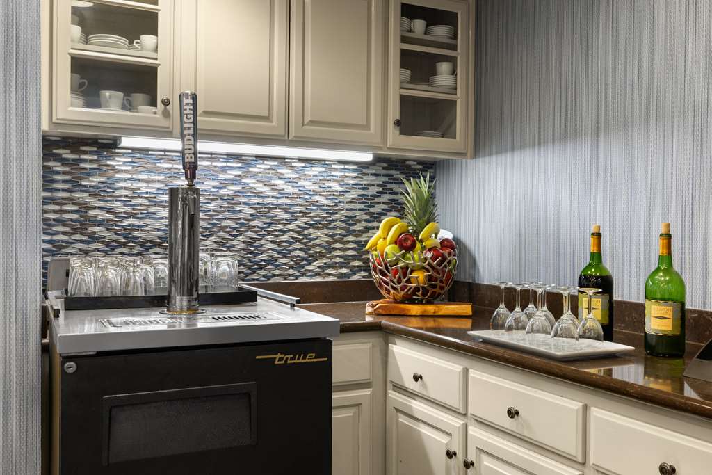 Фото Homewood Suites by Hilton Bakersfield