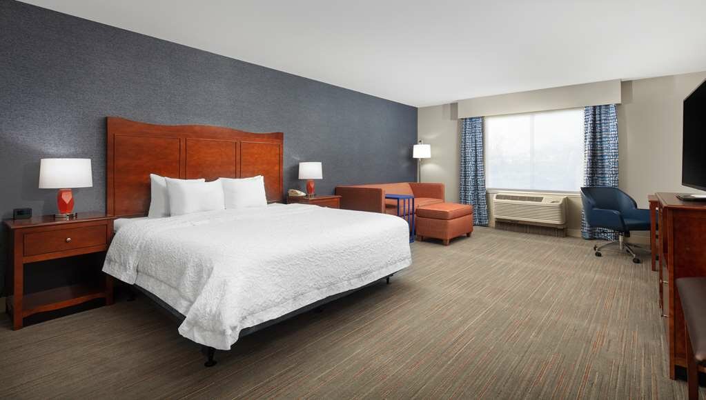 Фото Hampton Inn Medford