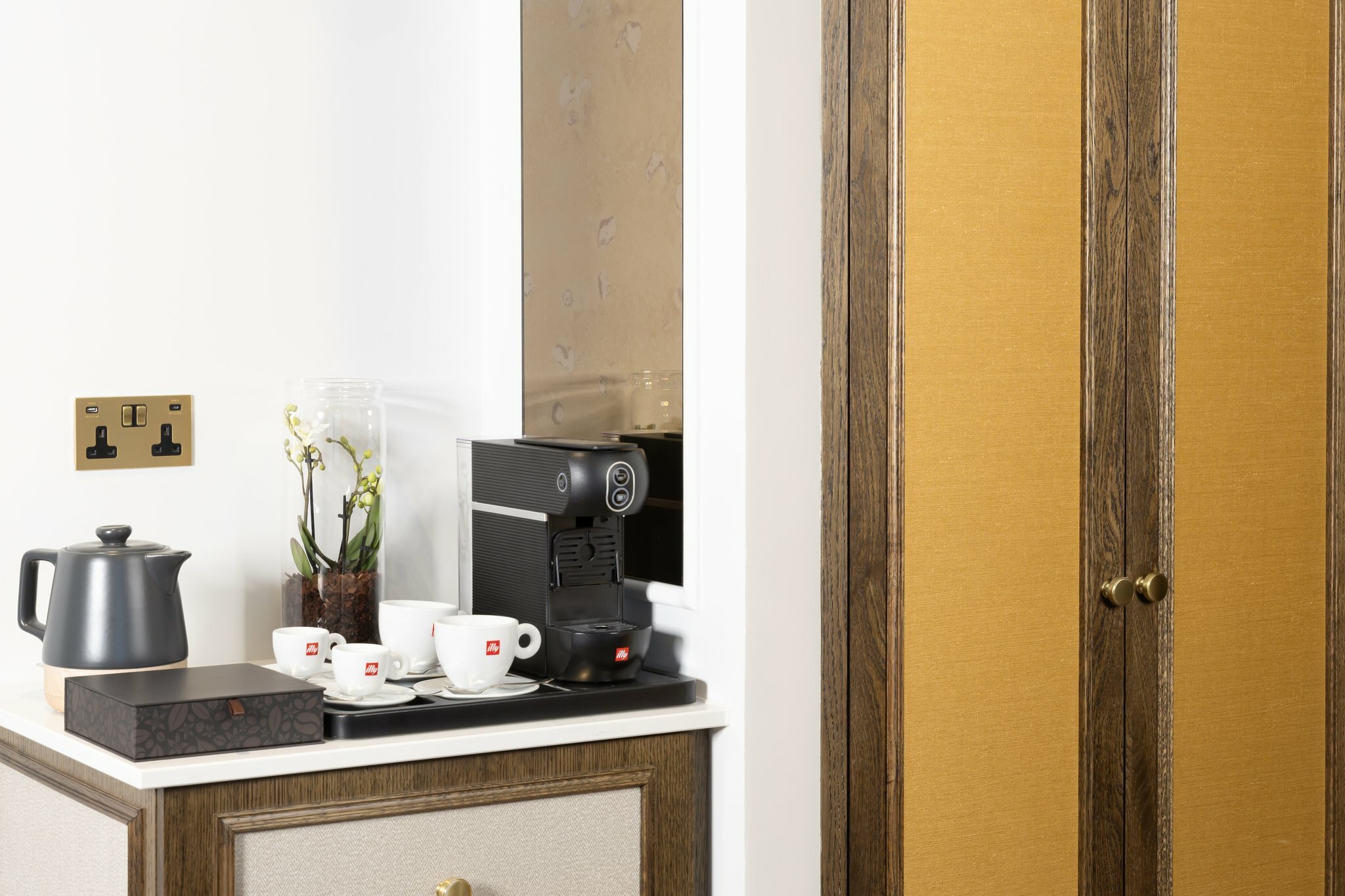 Фото Holiday Inn London - Oxford Circus, an Ihg Hotel