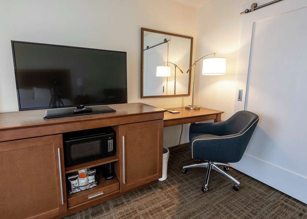 Фото Hampton Inn Boca Raton