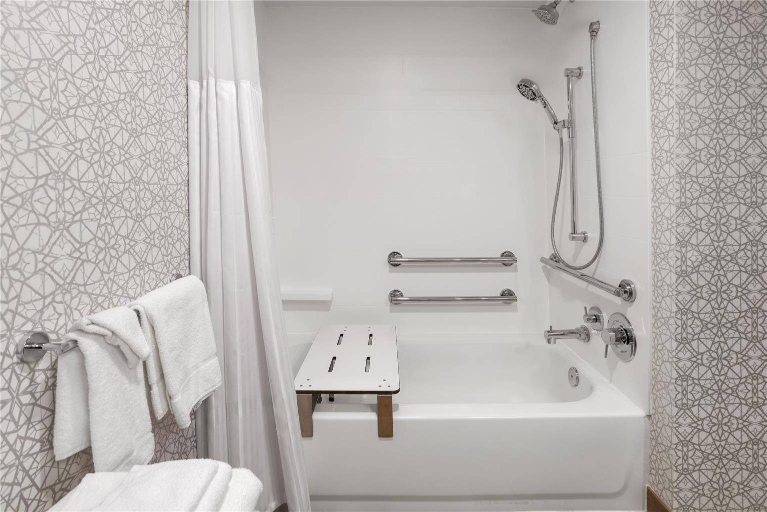 Фото Hampton Inn Somerset