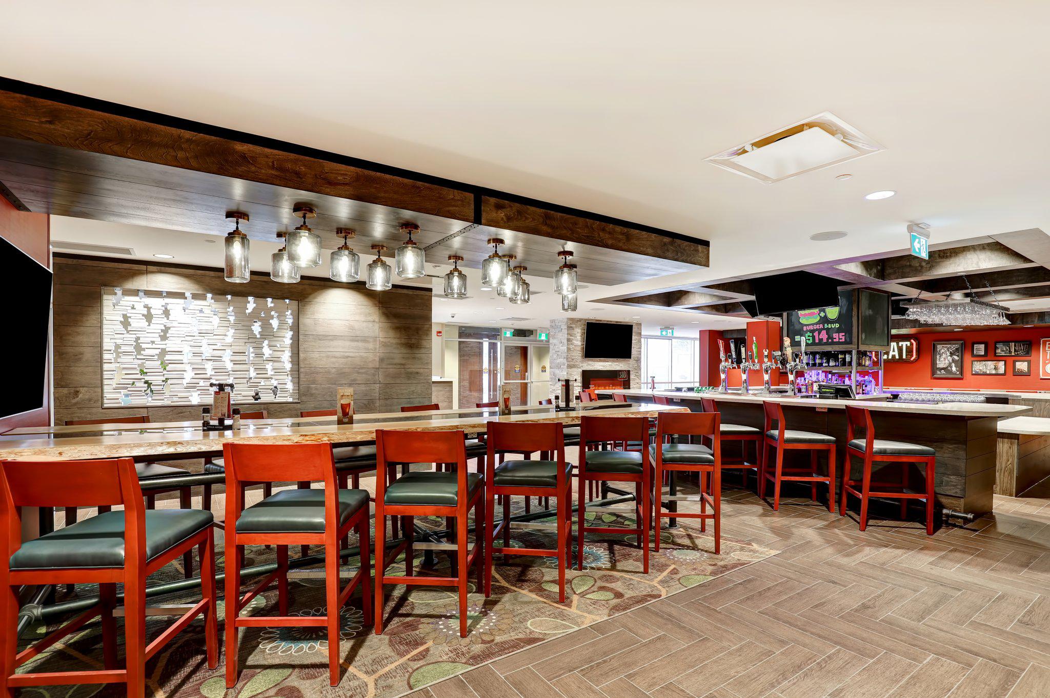 Фото Holiday Inn Mississauga Toronto West