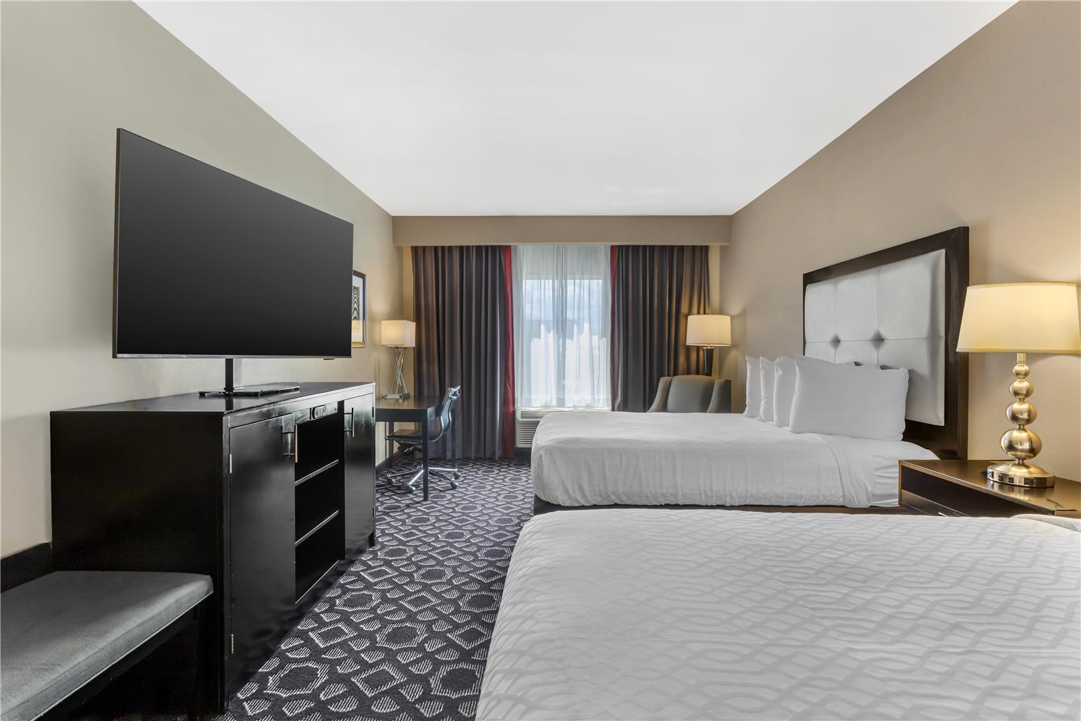 Фото Best Western Plus Laredo Inn & Suites