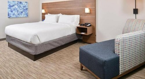 Гостиница Holiday Inn Express Early by Ihg в Браунвуде
