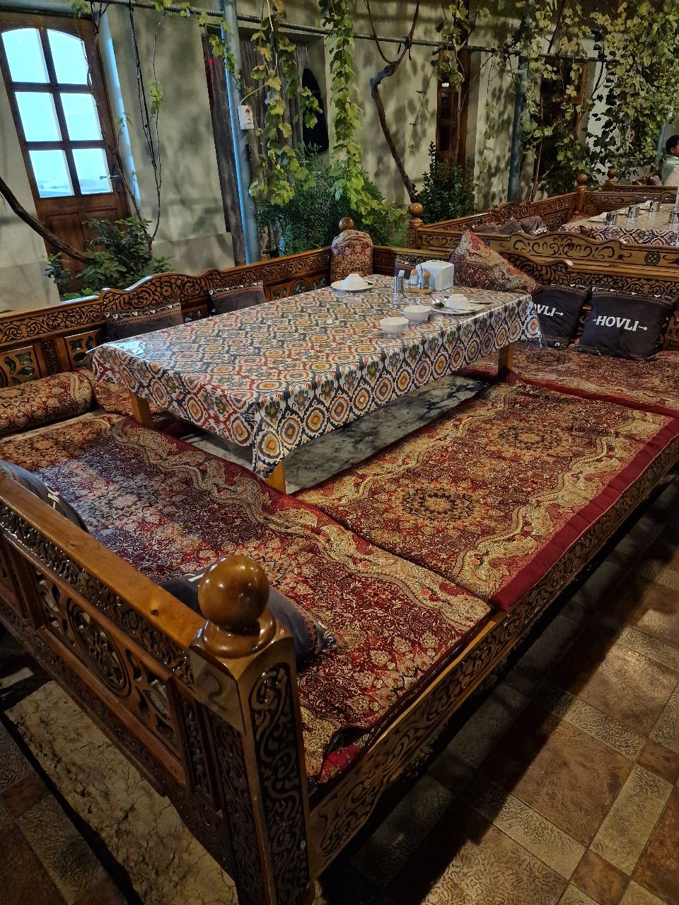 Yalangoch semiz xotin