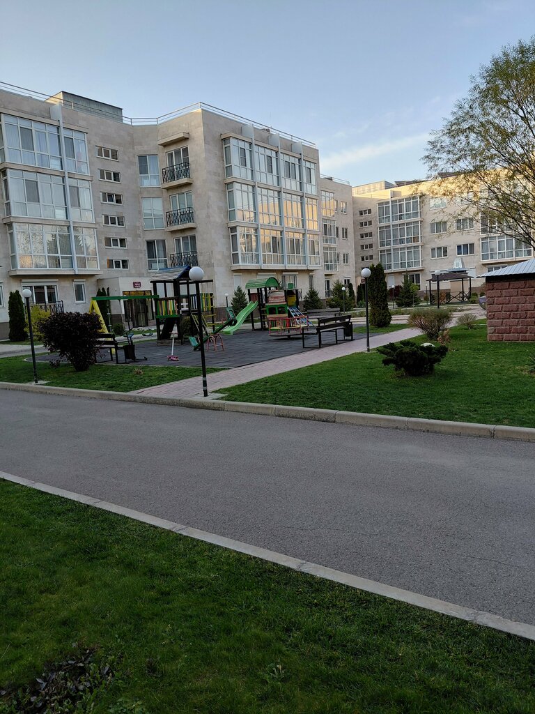 Housing complex Gornoe Solntse, Almaty, photo