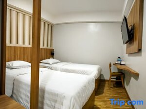 Гостиница Darefan Hotel Sorong