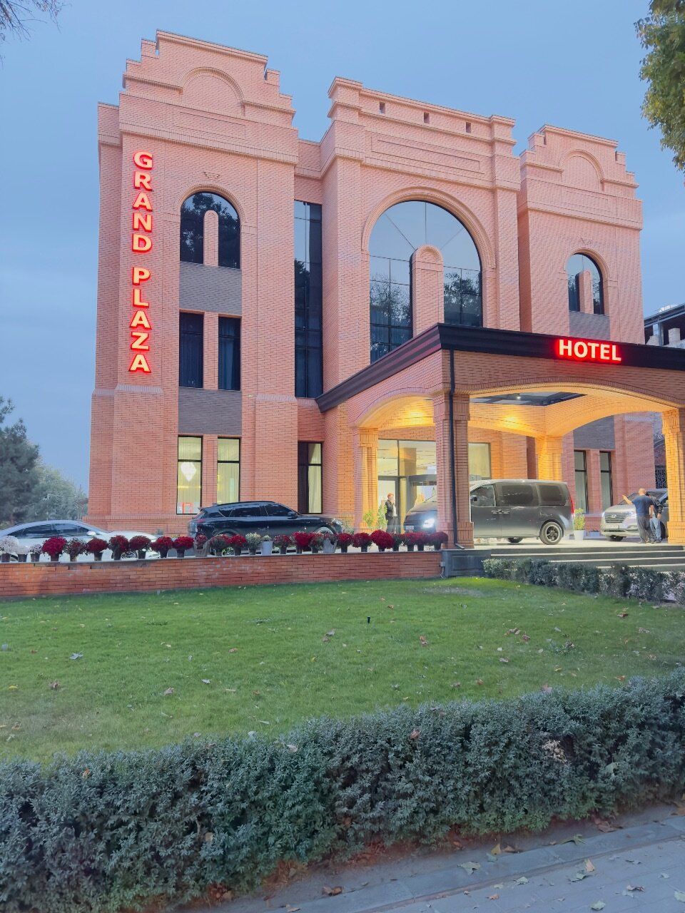 Фото отеля 1