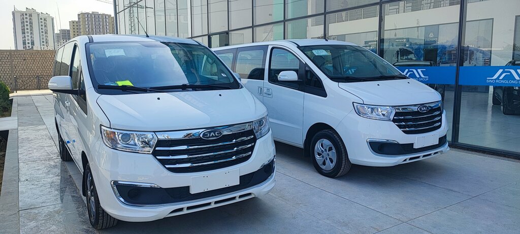 Car dealership Sino Machinery Group, Tashkent, photo