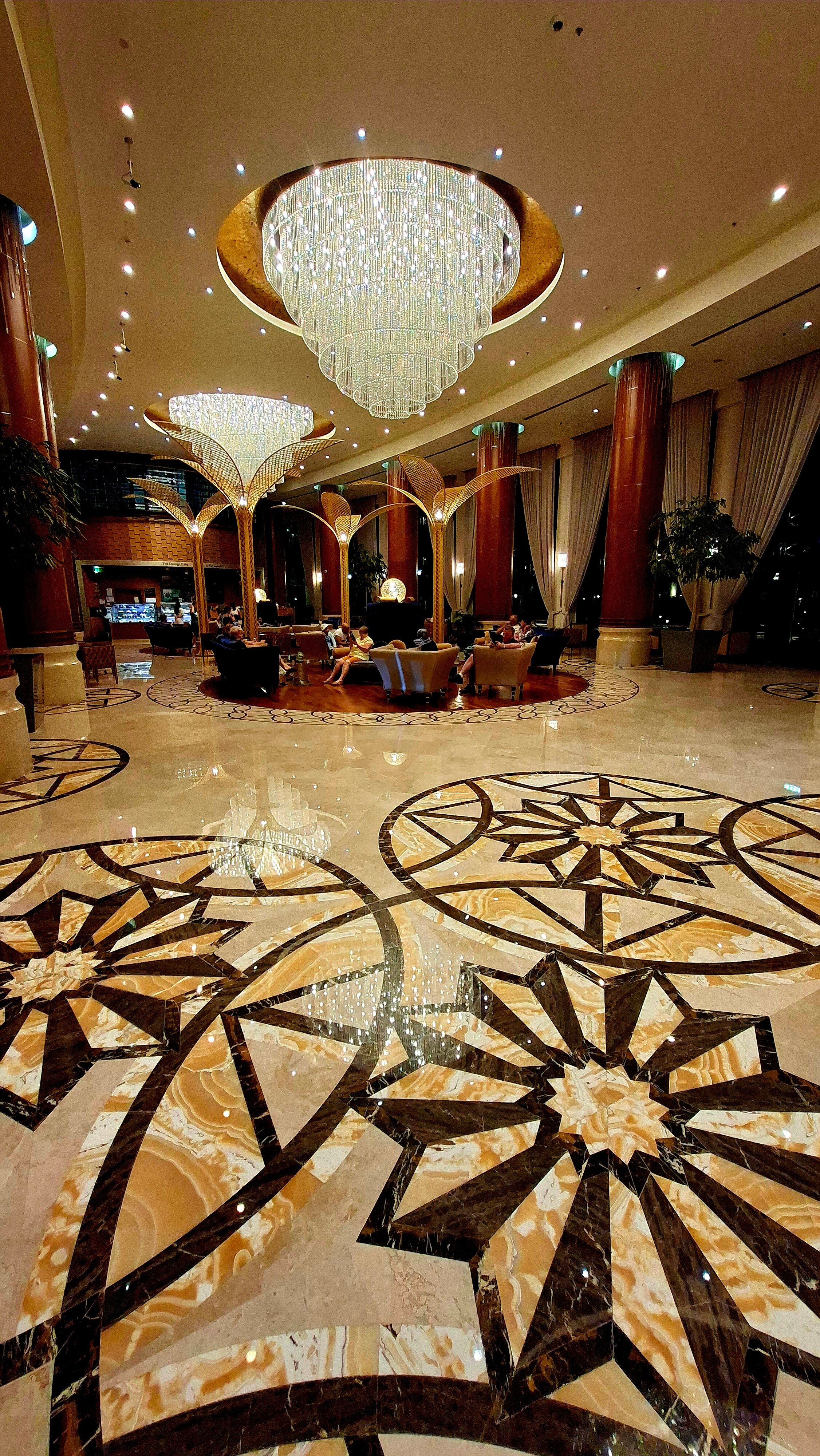 Фото Khalidiya Palace Rayhaan by Rotana