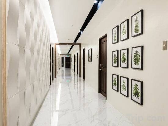 Фото Lenox Hotel