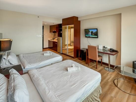 Hotel Royal Crown Scsp 1067 Kk Cbd near Imago, Sabah, photo