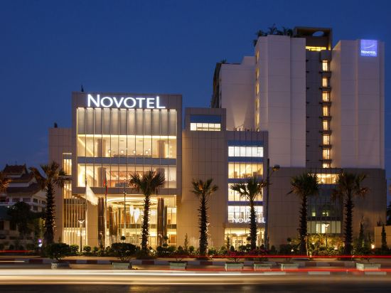 Фото Novotel Yangon Max