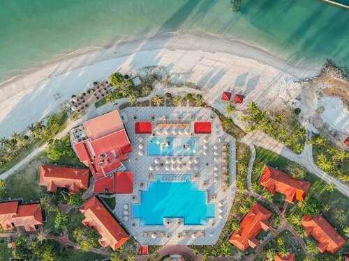 Гостиница Pelangi Beach Resort & SPA, Langkawi в Штате Кедах