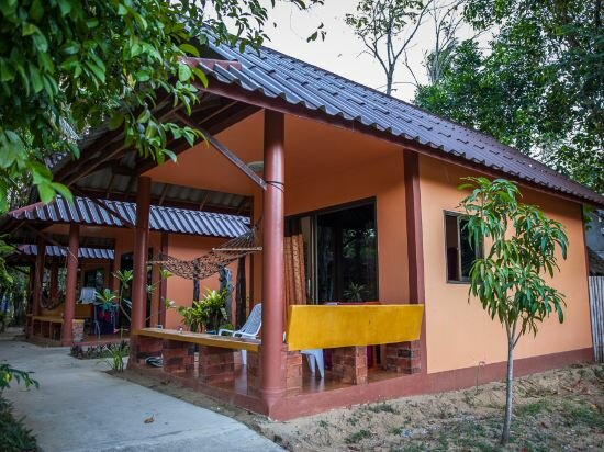 Фото Lanta Pearl Beach Resort