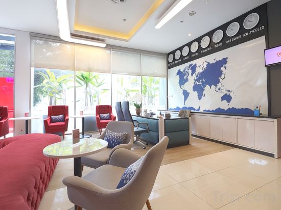 Фото Moritz Biz Gandaria