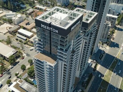 Внешний вид отеля Meriton Suites Broadbeach, Gold Coast в Голд-Косте, фото 4