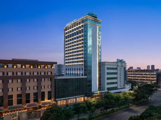 Hotel Home2 Suites by Hilton Hohhot Jokhang Temple, Hohhot, photo