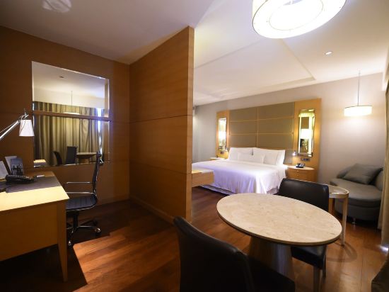Фото The Westin Chennai Velachery