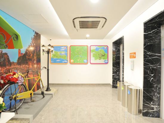 Фото Pop! Hotel Diponegoro Surabaya