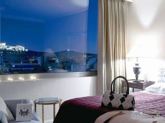 Фото Wyndham Grand Athens