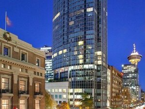 Гостиница Auberge Vancouver Hotel