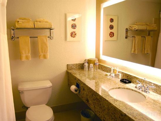 Фото Gateway Hotel Santa Monica