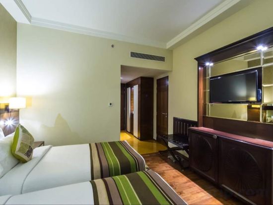 Фото Balaji Sarovar Premiere Solapur