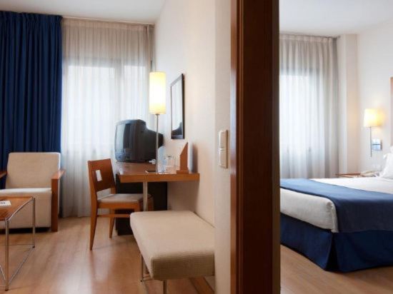 Фото Hotel Catalonia Barcelona Beach