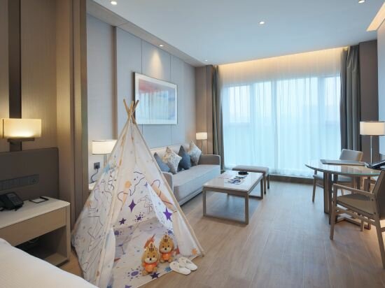Фото DoubleTree by Hilton Shenzhen Nanshan Hotel & Residences