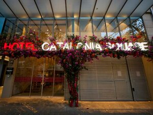 Гостиница Catalonia Square