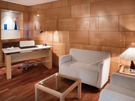 Фото Nh Ciudad de Valladolid