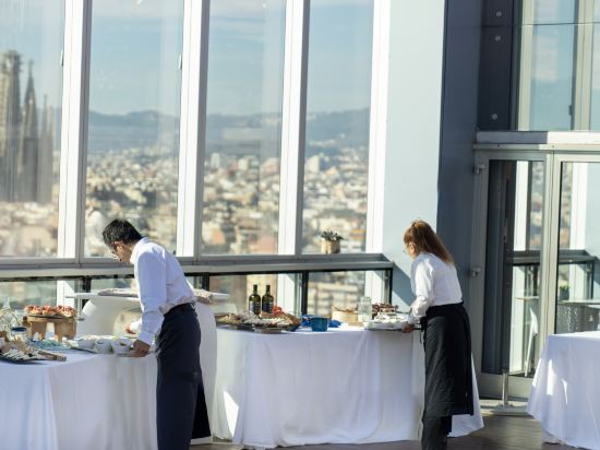 Фото Novotel Barcelona City