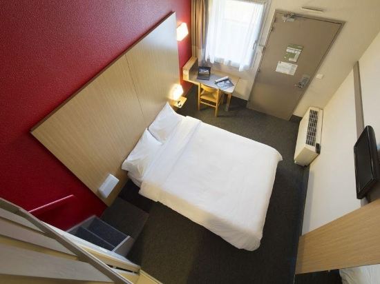 Фото B&B HOTEL Bordeaux Mérignac Hôtel de Ville