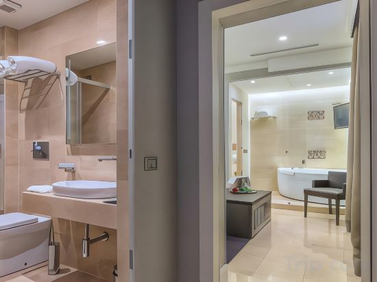 Фото Hotel Accademia