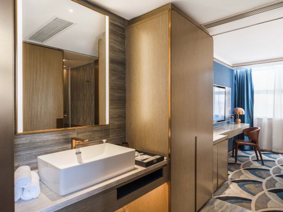 Фото Kunming Guandu Fontoo Hotel