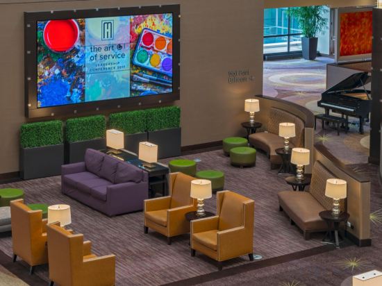 Фото Holiday Inn Chicago Dwtn Wolf Point, an Ihg Hotel