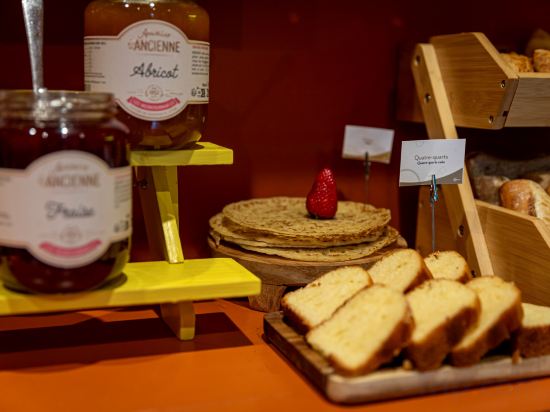 Фото Hotel Olympic Paris Boulogne by Patrick Hayat