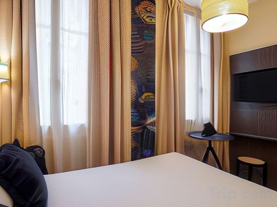 Фото ibis Styles Nantes Centre Place Graslin Hotel