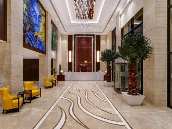 Фото Lemon Tree Premier Dwarka