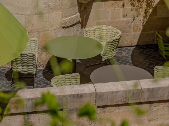 Фото Yndo Hôtel